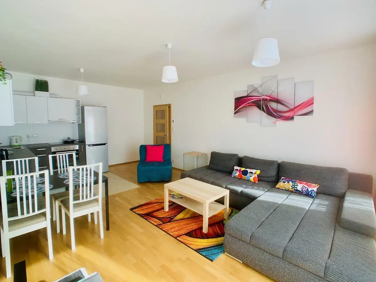 Ferienwohnung ART Garden Towers Prag Tschechische Republik