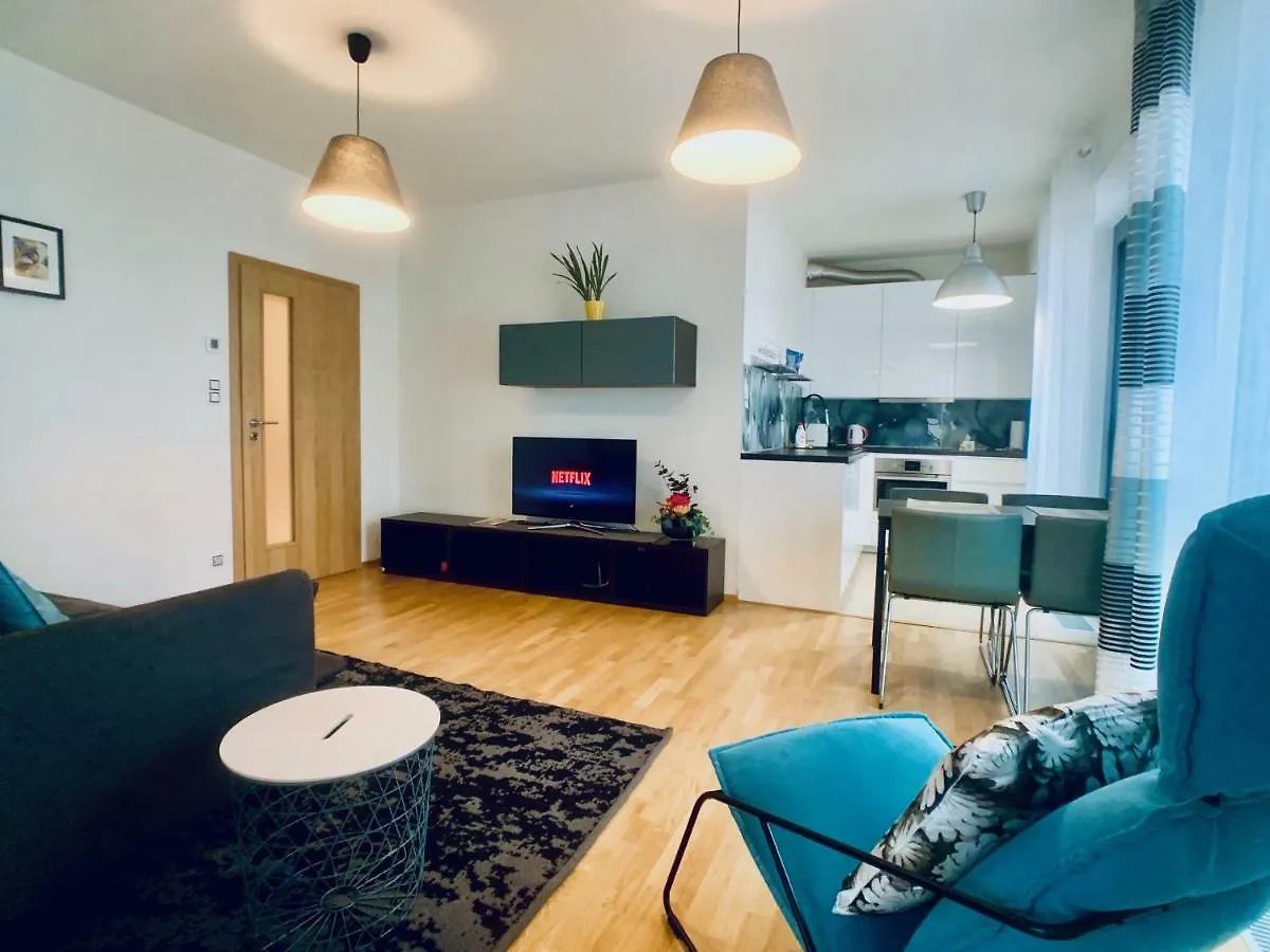 Ferienwohnung ART Garden Towers Prag Tschechische Republik